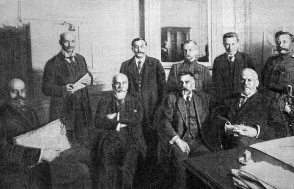 Image - The State Duma Committee in 1917.